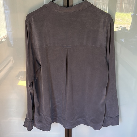 Rails Rhett Charcoal 100% Silk Button Down - Large - Picture 7 of 13